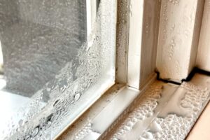 高気密住宅は結露の温床